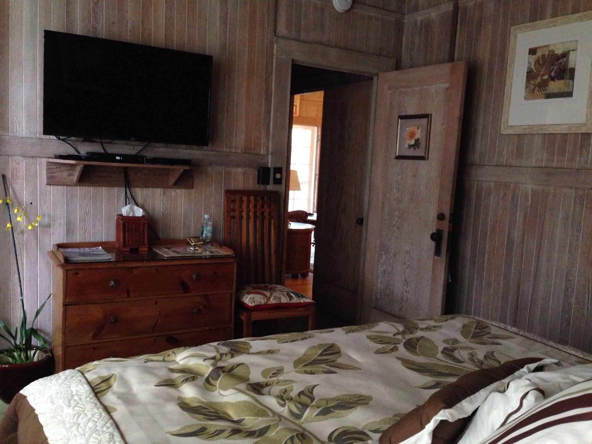 Poipu Bed And Breakfast Inn Koloa Zewnętrze zdjęcie