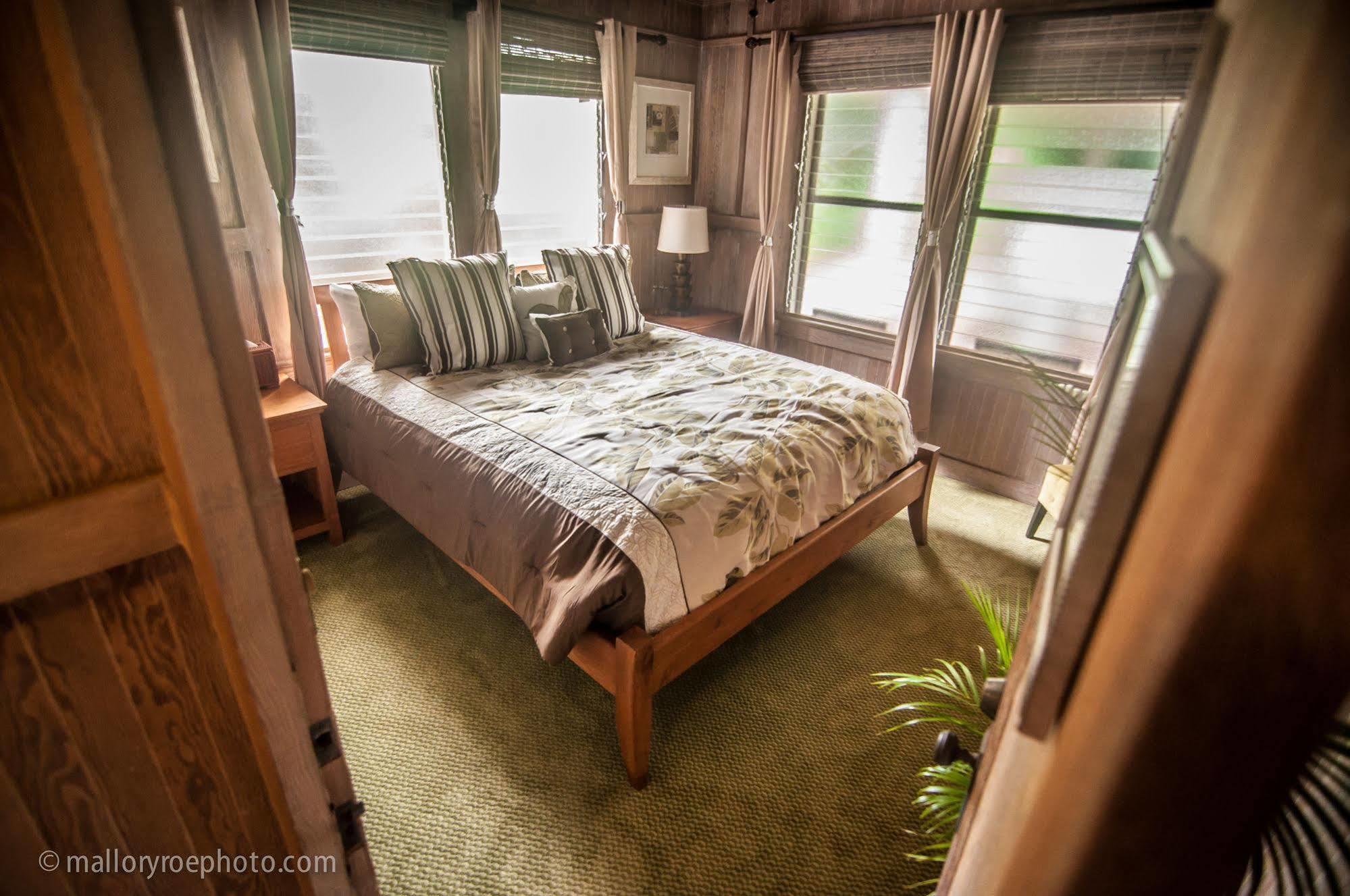 Poipu Bed And Breakfast Inn Koloa Zewnętrze zdjęcie